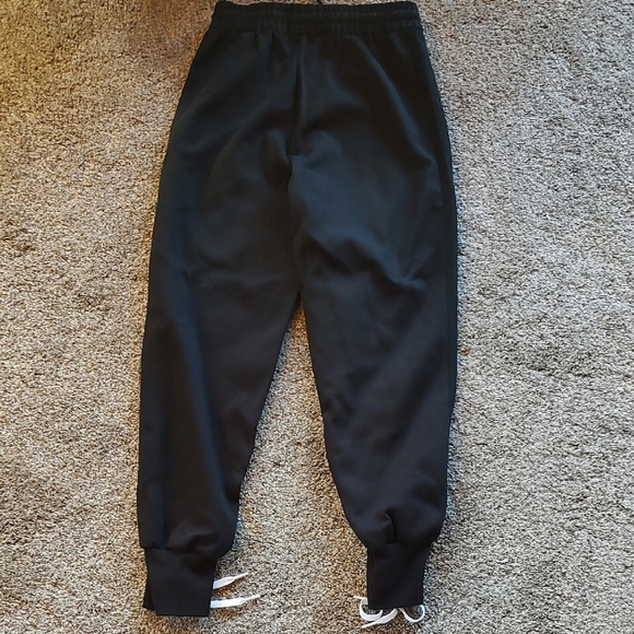 Adidas Womens Black Sweatpants with White Laces - Picture 7 of 7